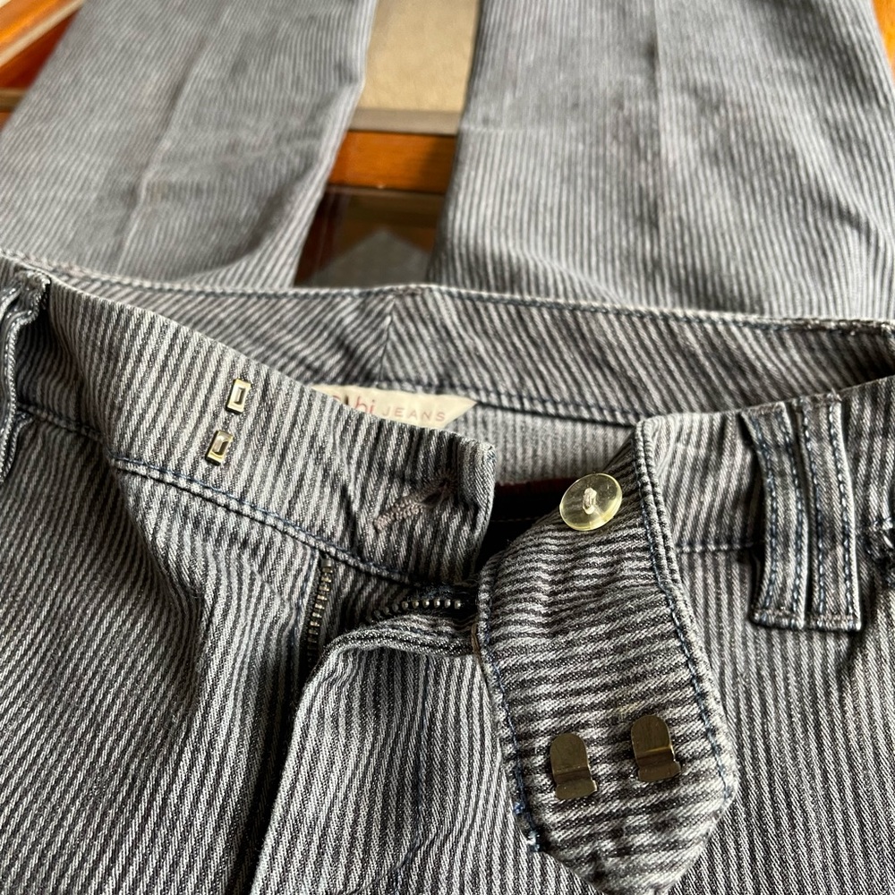 Vintage CAbi pinstripe flare jeans size 2 - Picture 4 of 9